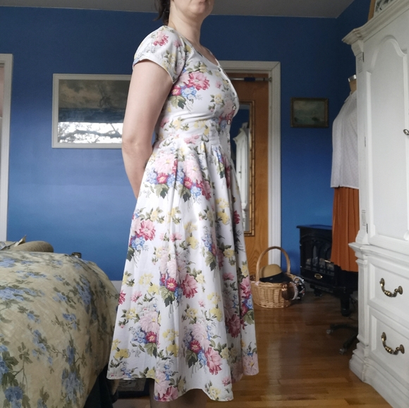 Vintage Joseph ribkoff floral dress - Picture 3 of 10